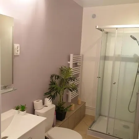 Moderne Terrasse Parking Pres De Paris * קורביל-אסונס